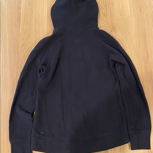 LuluLemon Black Sweatshirt